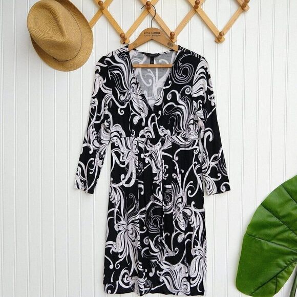 Soma Intimates Surplice Sleep Dress Nightgown Size S Black White Print Soft - Picture 1 of 7